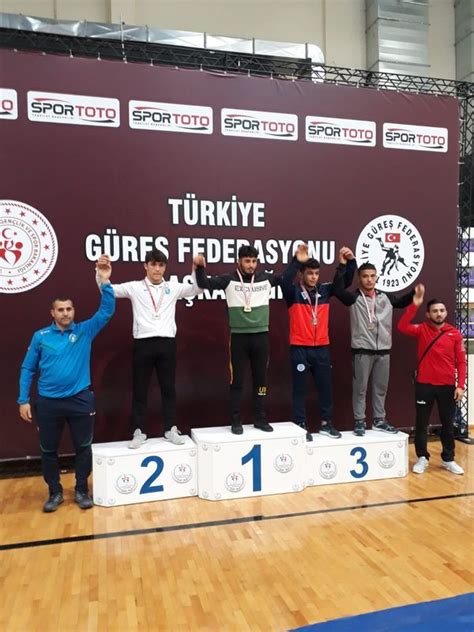 Bursa Büyükşehir Belediyespor Kulübü sporcularından 10 madalya
